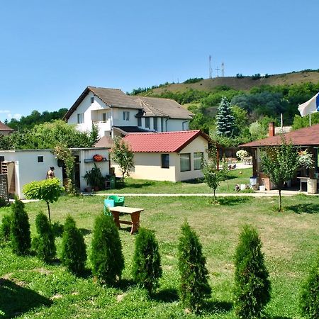 Camping La Foisor Турда Экстерьер фото