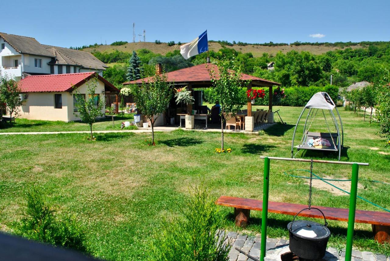 Camping La Foisor Турда Экстерьер фото